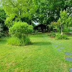 Les Glycines De Monchy- D'hotes 4* Monchy-Humieres