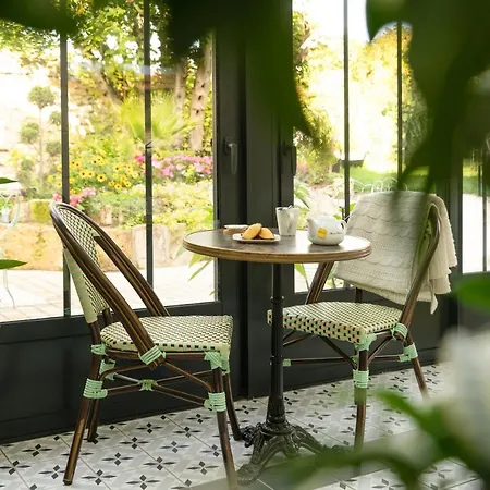 Couette-café Les Glycines De Monchy- D'hôtes 4*