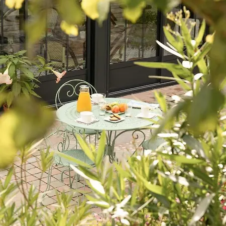 Bed and breakfast Les Glycines De Monchy- D'hotes