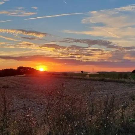 Couette-café Les Glycines De Monchy- D'hôtes 4*