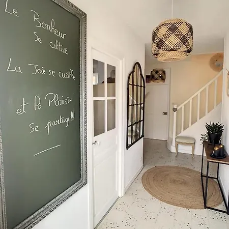 Bed and breakfast Les Glycines De Monchy- D'hotes 4*