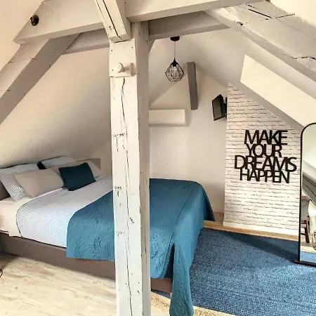 Bed and breakfast Les Glycines De Monchy- D'hotes 4*