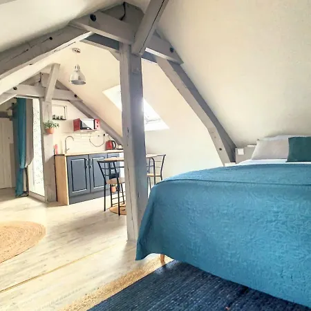 Les Glycines De Monchy- D'hôtes Couette-café Monchy-Humieres