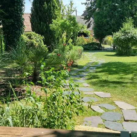 فندق مبيت وإفطار Les Glycines De Monchy- D'hotes 4*