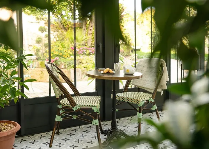 Couette-café Les Glycines De Monchy- D'hôtes 4*