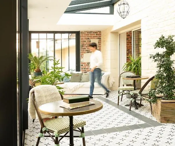 Les Glycines De Monchy- D'hôtes Couette-café Monchy-Humieres