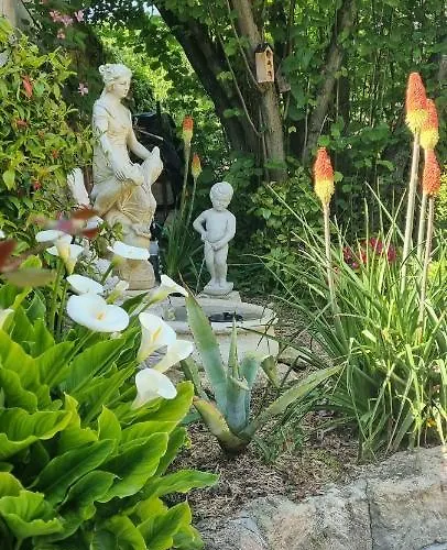 Couette-café Les Glycines De Monchy- D'hôtes Monchy-Humieres